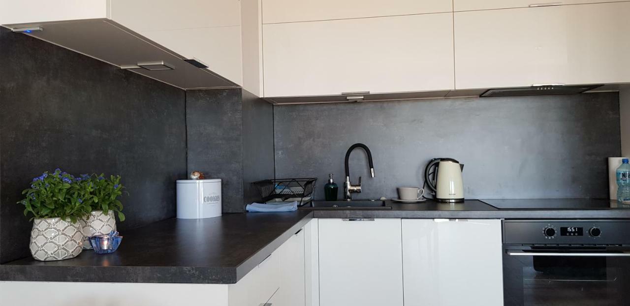 Apartament Morski Widok Gardenia Dziwnów Exteriör bild